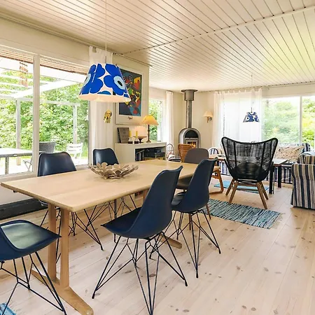 Secluded Retreat - By Traum *